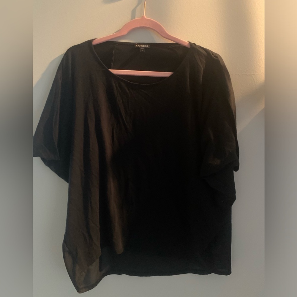 Low and high blouse silky on the back